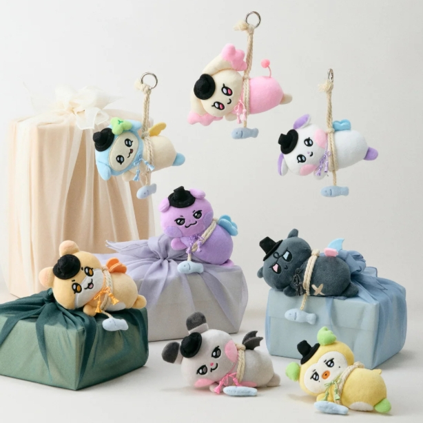 ATEEZ - MIGHTEEZ BOK-TEEZ LUCKY CHARM KEYRING - COKODIVE
