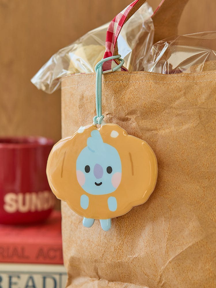 BT21 - BABY BAKERY SHOP MD PVC NAME TAG - COKODIVE