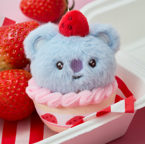 BT21 - STRAWBERRY PARTY CUSTARD STRAWBERRY TART PLUSH KEYRING - COKODIVE