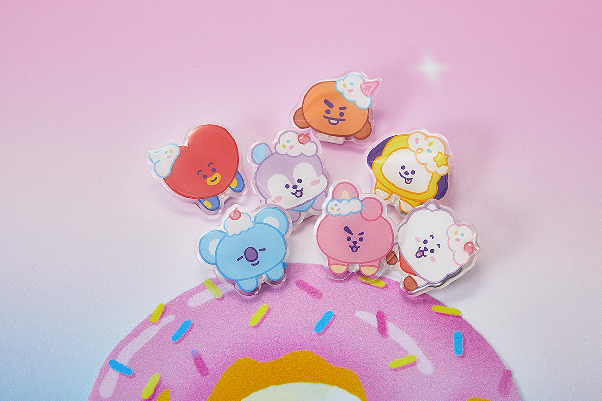 BT21 ON THE CLOUD ACRYLIC MAGNETIC CLIPS
