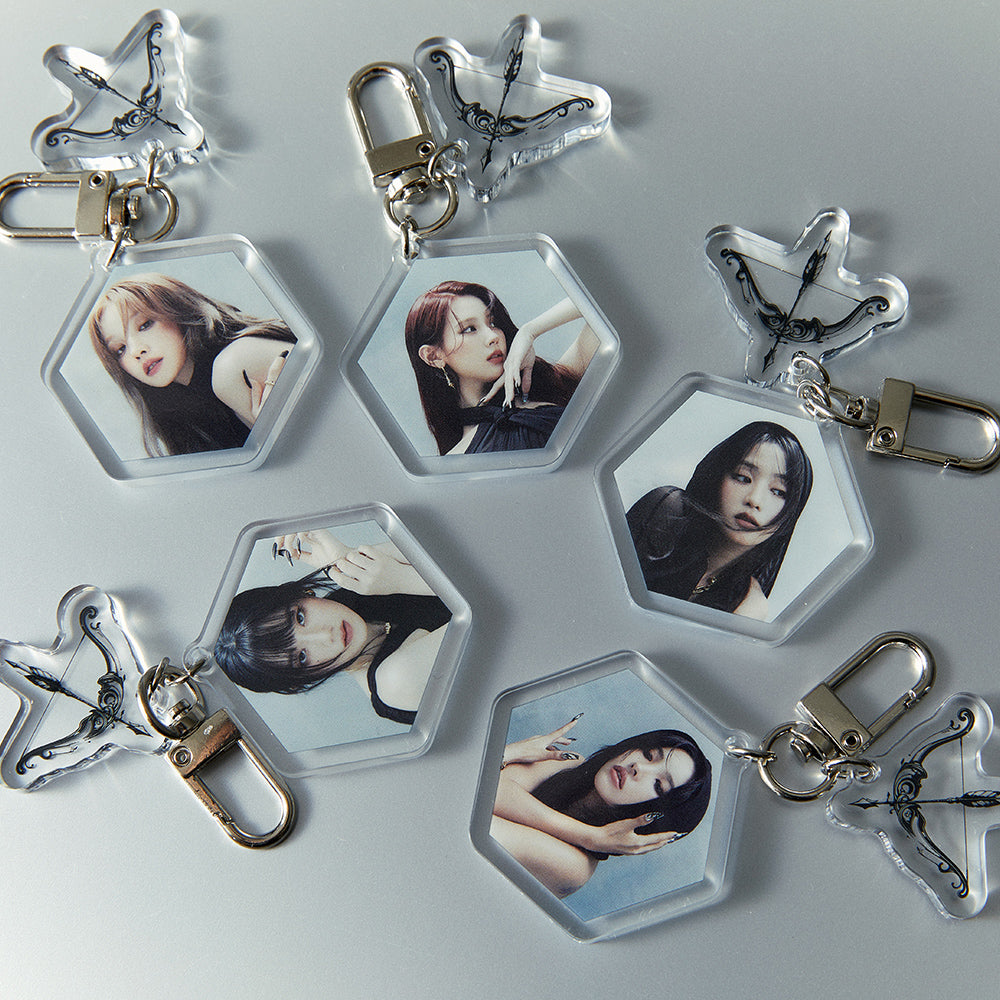 (G)I-DLE - SUPER LADY OFFICIAL MD ACRYLIC KEYRING PHOTOCARD SET 0 VER. - COKODIVE