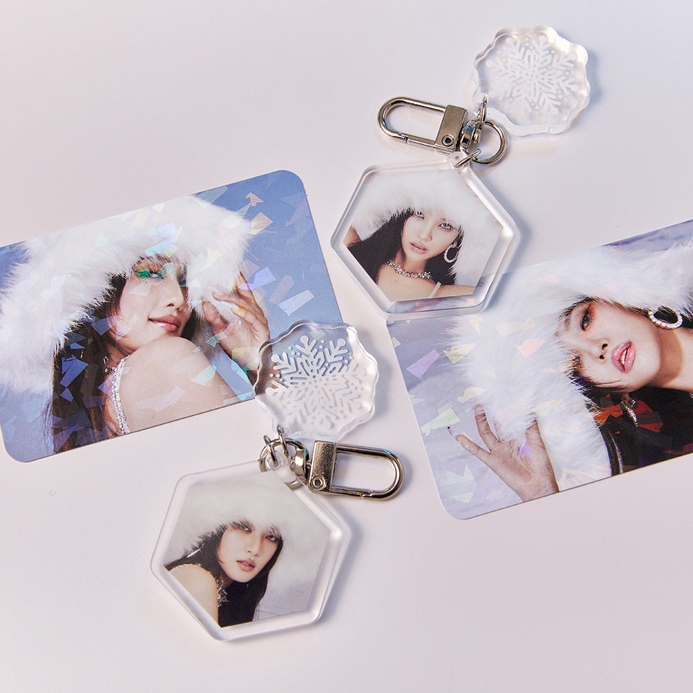 (G)I-DLE - SUPER LADY OFFICIAL MD ACRYLIC KEYRING PHOTOCARD SET 1 VER. - COKODIVE