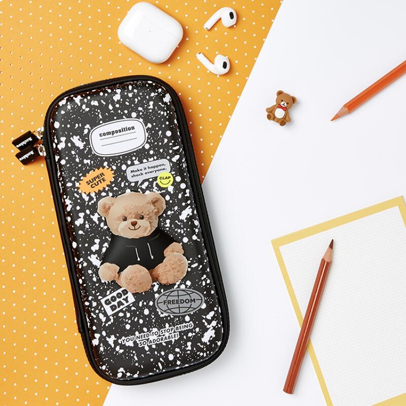 1-TIER BEAR POUCH BLACK - COKODIVE