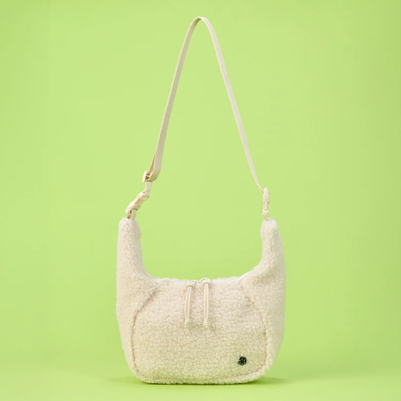 BT21 - FLUFFY NEW YEAR COLLER 2WAY TOTE BAG - COKODIVE