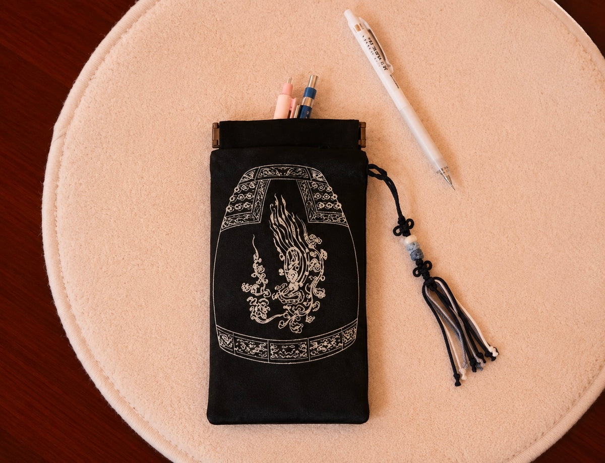 SEONGDEOK BELL CELESTIAL MAIDEN GLASSES & PEN CASE