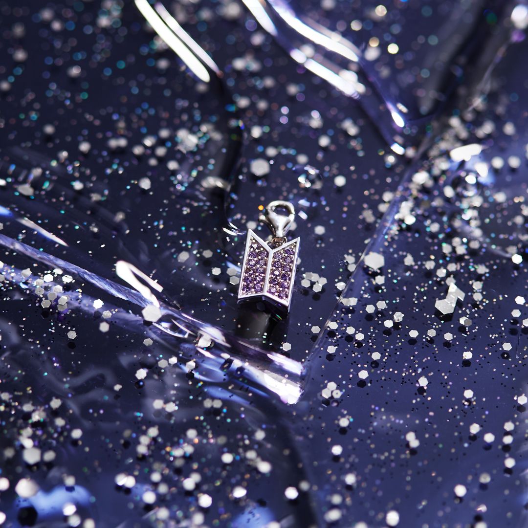 BTS - BTS X STONEHENGE MOMENT OF LIGHT CHARM - COKODIVE