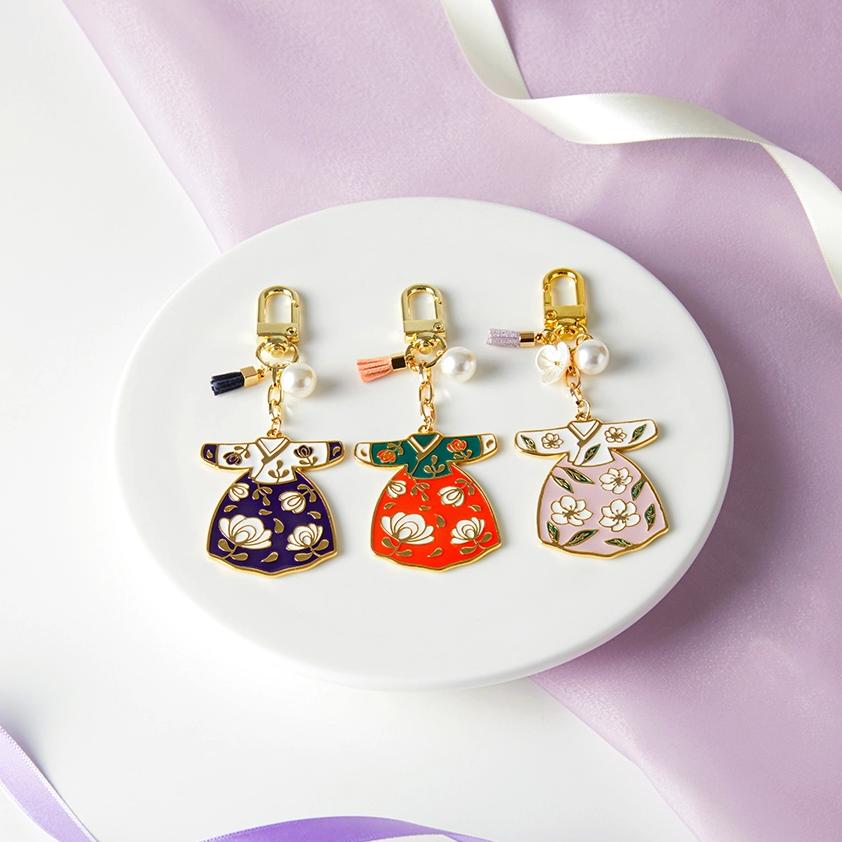 BOMBOM HANBOK PEARL KEYRING - COKODIVE