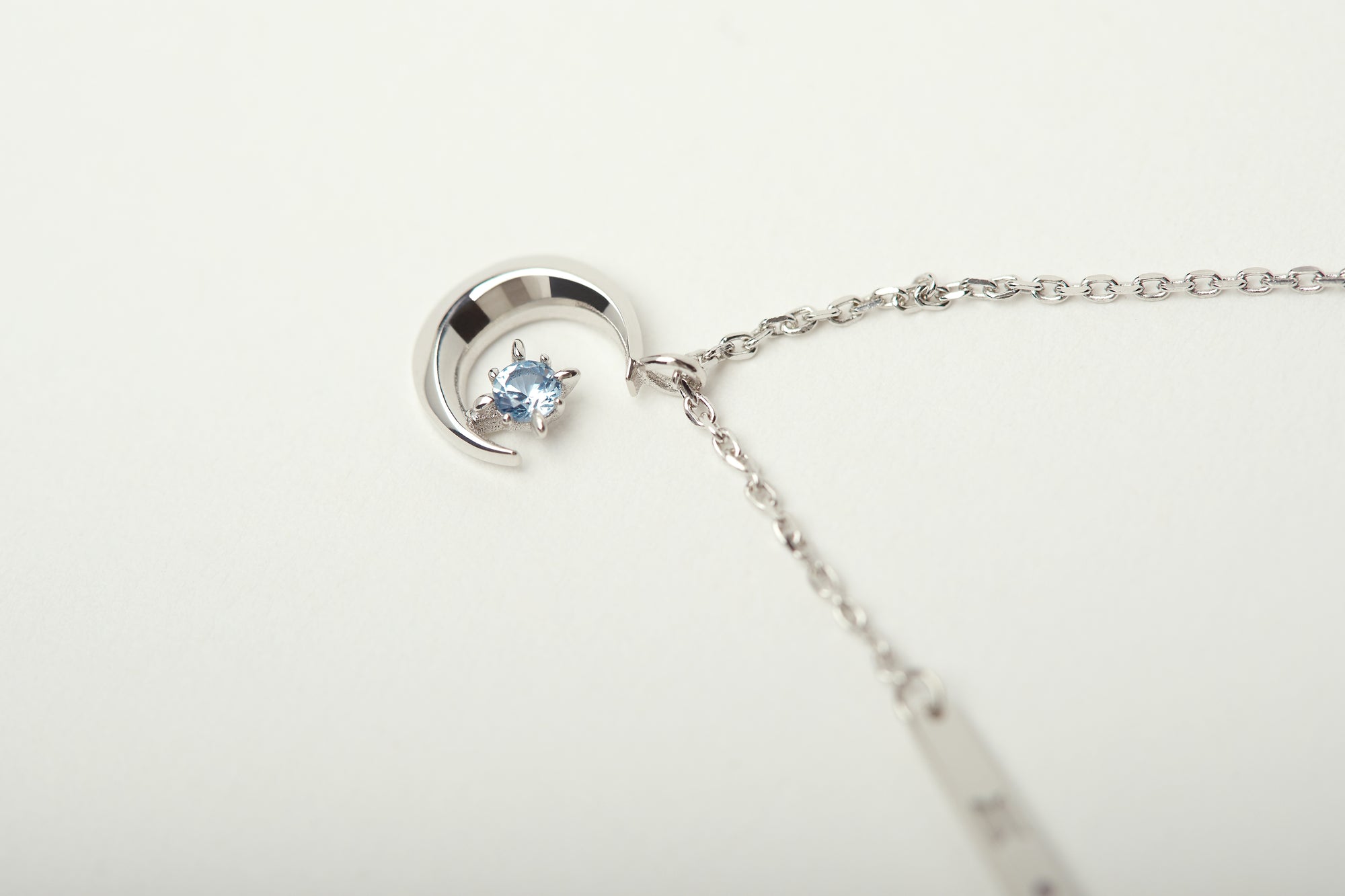 BTS - BTS X STONEHENGE MOMENT OF LIGHT NECKLACE (COEXIST)