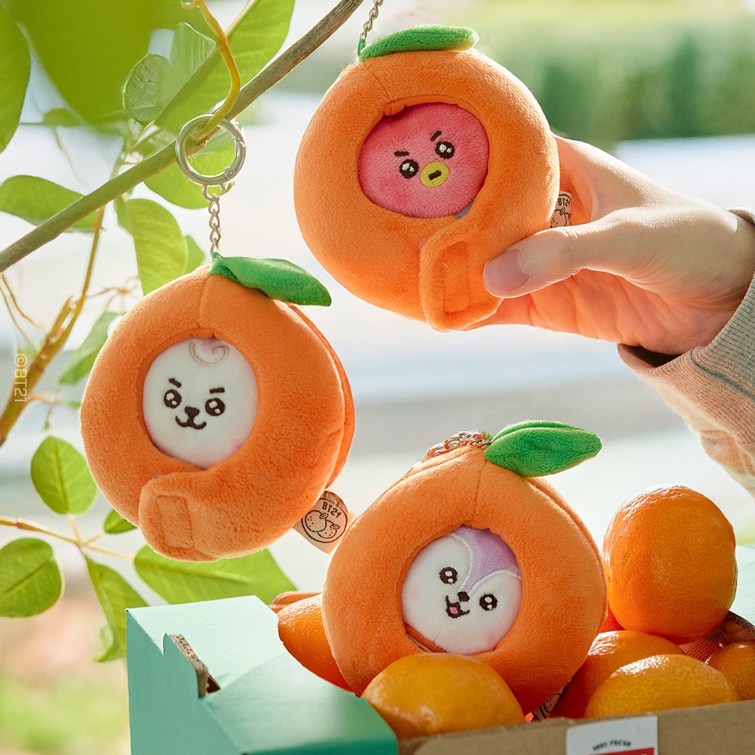 BT21 - ORANGE PARTY OFFICIAL MD BABY DOLL KEYRING - COKODIVE