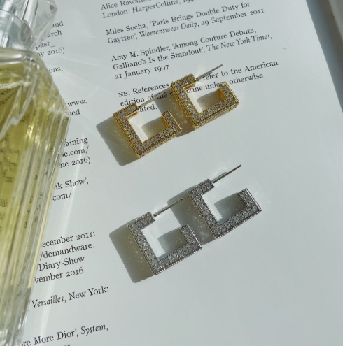 [BTS JIMIN PICK] YVES EARRINGS - COKODIVE