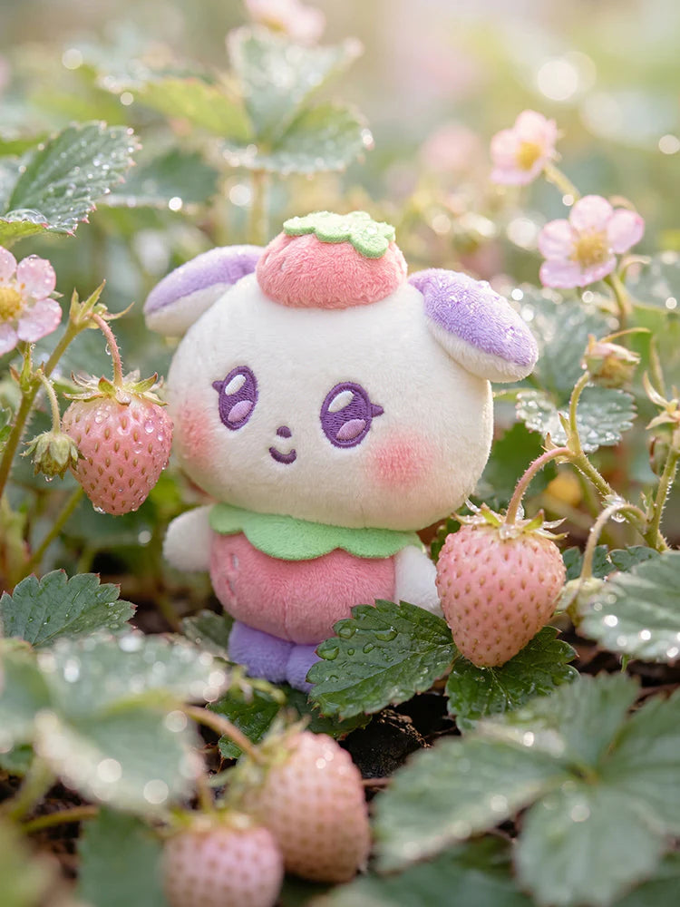 ATEEZ - MIGHTEEZ BERRY BREEZY FAIRY FRUIT PLUSH KEYRING