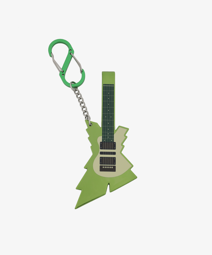 LE SSERAFIM - BRAND MERCH GUITAR KEYRING - COKODIVE