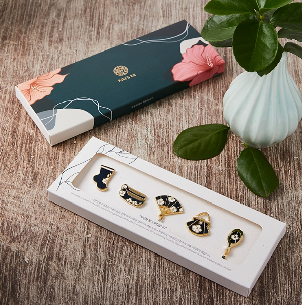 HANBOK & MUGUNGHWA MAGNET SET (5 DESIGNS) - COKODIVE