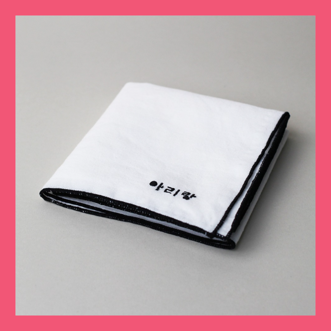 ARIRANG KOREAN LETTERING HANDKERCHIEF - COKODIVE