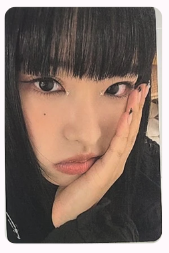 [ONLY PHOTOCARD] LOOSSEMBLE - ONE OF A KIND 2ND MINI ALBUM STANDARD RANDOM - COKODIVE