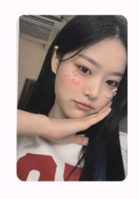 [ONLY PHOTOCARD] LOOSSEMBLE - ONE OF A KIND 2ND MINI ALBUM STANDARD RANDOM - COKODIVE