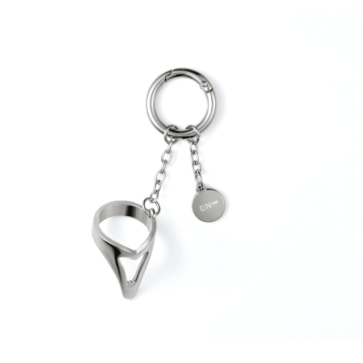 ENHYPEN - DESIRE : UNLEASH OFFICIAL MD KEYRING ENHYPEN - DESIRE : UNLEASH OFFICIAL MD KEYRING