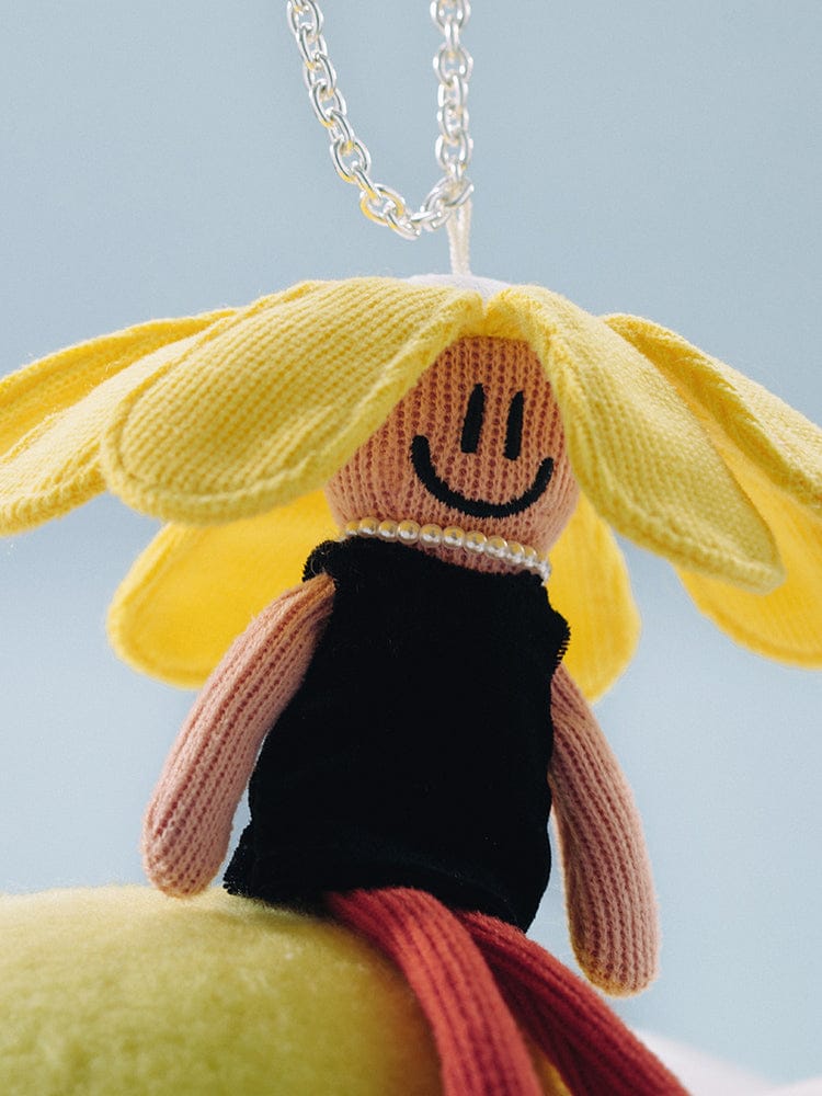 G-DRAGON - ZO&FRIENDS ZOAFUL WINTER POP UP OFFICIAL MD A&NE KNIT PLUSH KEYRING - COKODIVE