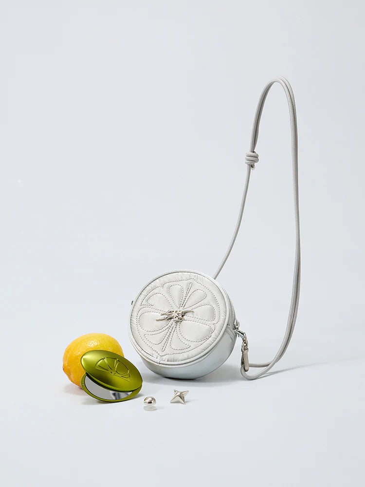 AESPA - COLLER AESPA EDITION LEMONADE KEYRING BAG PEARL GRAY - COKODIVE