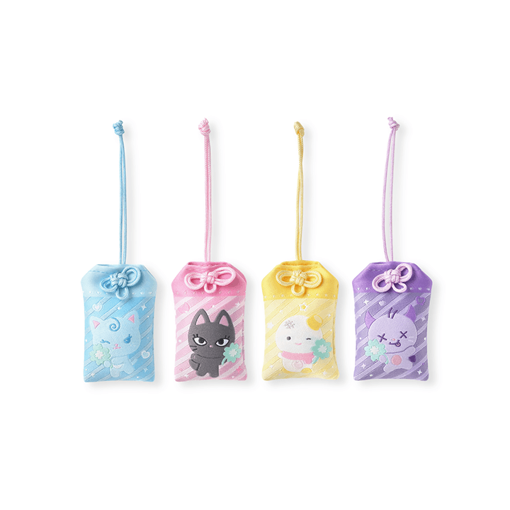 AESPA - SYNK : COMPLAEXITY 2026-27 LIVE TOUR OFFICIAL MD LUCKY CHARM - COKODIVE