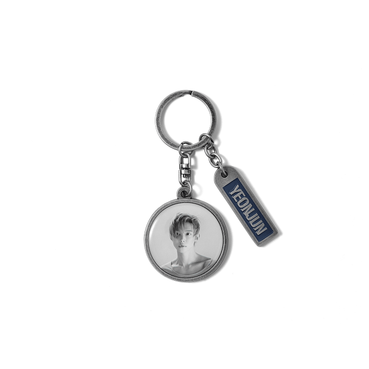 TXT YEONJUN - NO LABELS: PART 02 OFFICIAL MD METAL KEYRING - COKODIVE