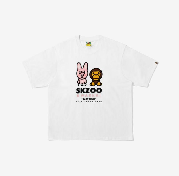 STRAY KIDS - BAPE X STRAY KIDS COLLABORATION OFFICIAL MD DWAEKKI BABY MILO TEE M (CHANGBIN) - COKODIVE