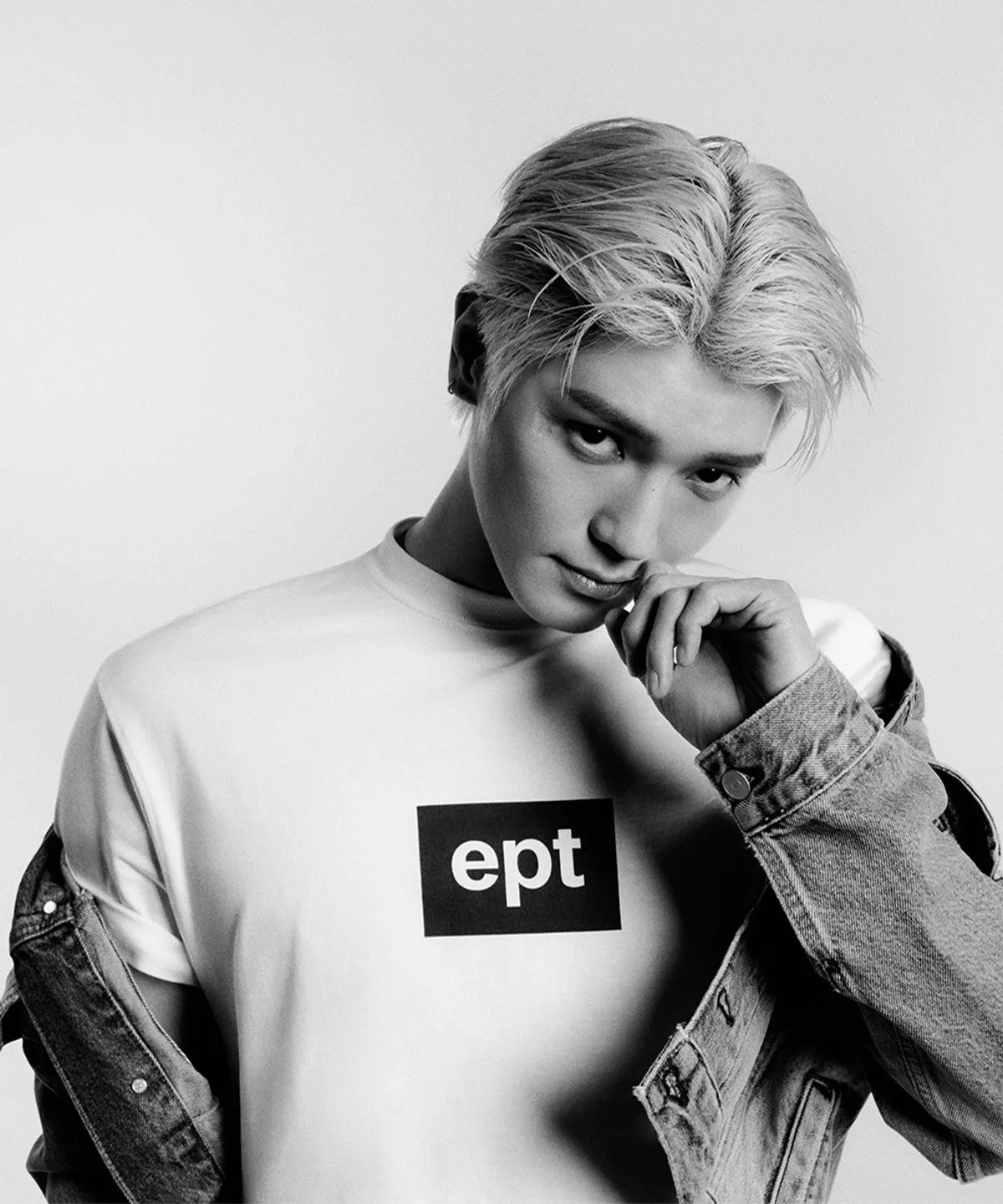 [NCT TAEYONG PICK] COLOR BOX LOGO T-SHIRT - COKODIVE