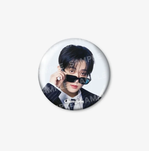 STRAY KIDS - RUN IT JAPAN WOURLD TOUR 2ND LINE UP OFFICIAL MD PHOTO BADGE (CHANGBIN) - COKODIVE