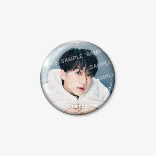 STRAY KIDS - RUN IT JAPAN WORLD TOUR OFFICIAL MD PHOTO BADGE