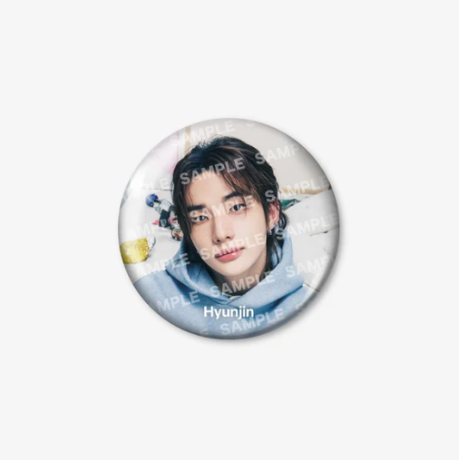 STRAY KIDS - RUN IT JAPAN WORLD TOUR OFFICIAL MD PHOTO BADGE