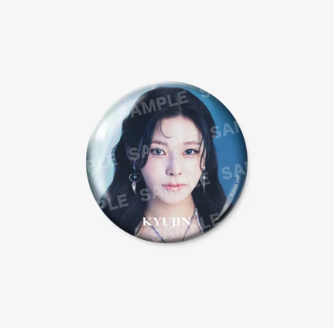 NMIXX - 1ST WORLD TOUR IN JAPAN OFFICIAL MD PHOTO BADGE - COKODIVE