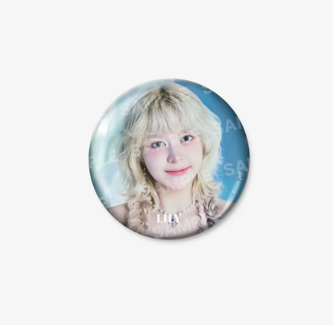 NMIXX - 1ST WORLD TOUR IN JAPAN OFFICIAL MD PHOTO BADGE - COKODIVE