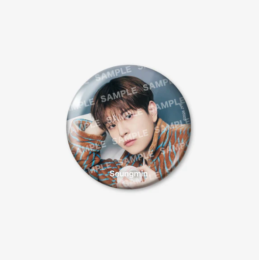 STRAY KIDS - RUN IT JAPAN WORLD TOUR OFFICIAL MD PHOTO BADGE