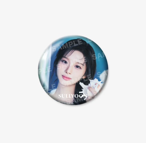 NMIXX - 1ST WORLD TOUR IN JAPAN OFFICIAL MD PHOTO BADGE - COKODIVE