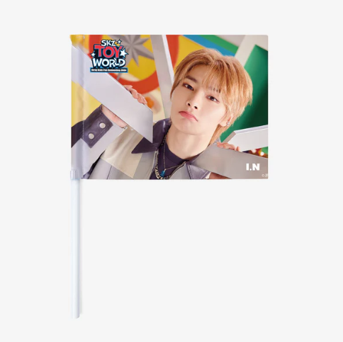 STRAY KIDS - SKZ TOY WORLD FAN CONNECTING 2024 OFFICIAL MD PHOTO FLAG - COKODIVE