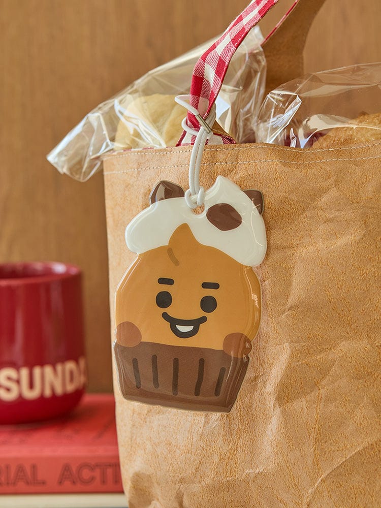 BT21 - BABY BAKERY SHOP MD PVC NAME TAG - COKODIVE