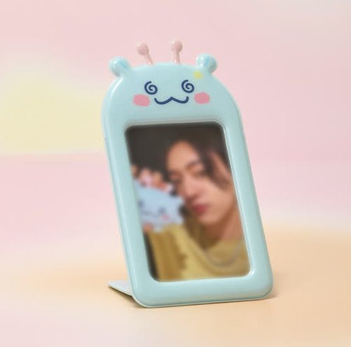 TRUZ - PLANET PVC PHOTOCARD HOLDER - COKODIVE