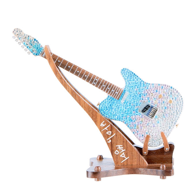 IU - MEMORY OF OFFICIAL MD BYE SUMMER MINIATURES GUITAR SET - COKODIVE