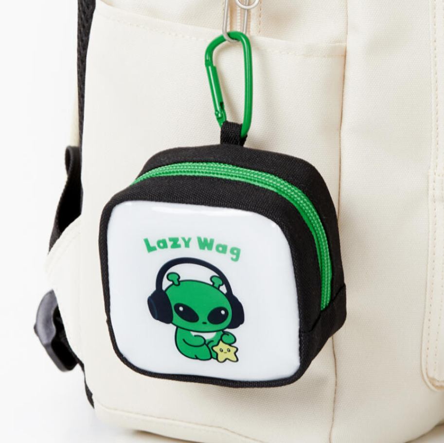 SQUARE POUCH KEYRING (LAZY WAGG) - COKODIVE