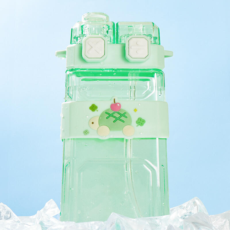 SQURE STRAW WATER BOTTLE UNGGEUM GREEN - COKODIVE