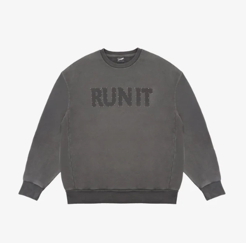 STRAY KIDS - RUN IT JAPAN WOURLD TOUR 2ND LINE UP OFFICIAL MD SWEATSHIRT - COKODIVE