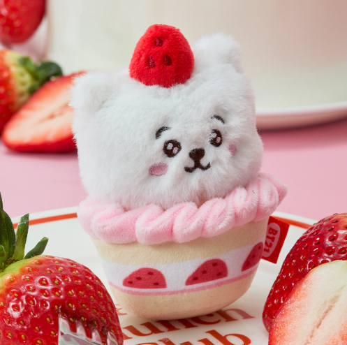 BT21 - STRAWBERRY PARTY CUSTARD STRAWBERRY TART PLUSH KEYRING
