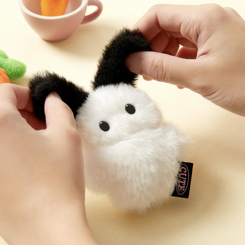 WIRE-EAR BUNNY MINI KEYRING - COKODIVE