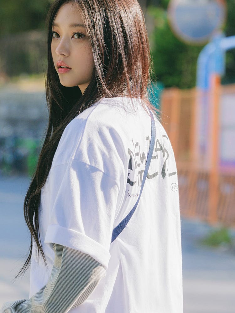 NEWJEANS - NEWJEANS X HIROSHI FUJIWARA OFFICIAL MD COLLER T-SHIRT