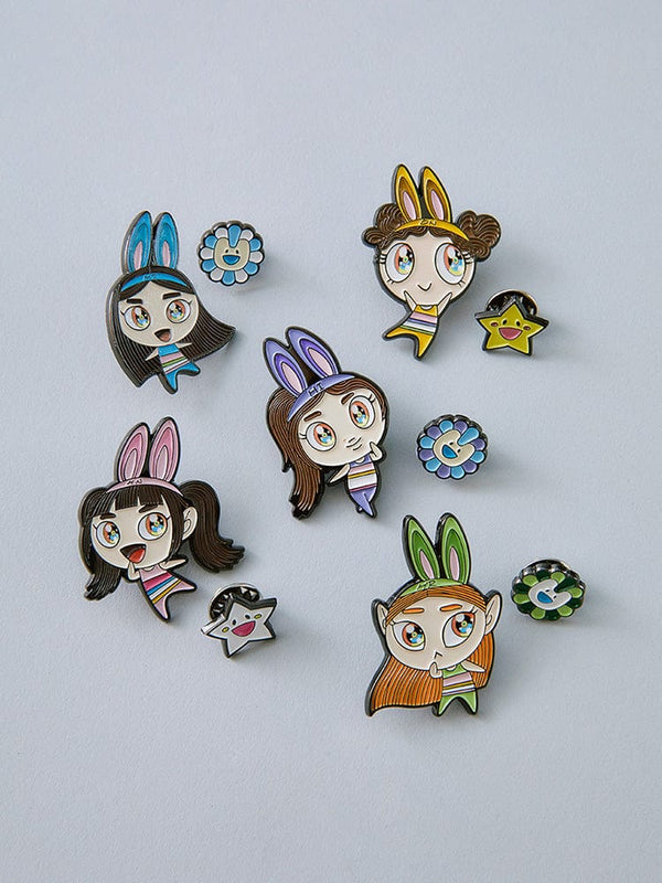 newjeansピンバッジBLACKブラック公式正規品 NewJeans x MURAKAMI 메탈 핀뱃지 – LINE FRIENDS SQUARE