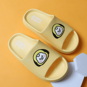 HAPPY FUR CHARACTER MD CHIMMY / 230 BT21 BABY JOY SLIPPERS